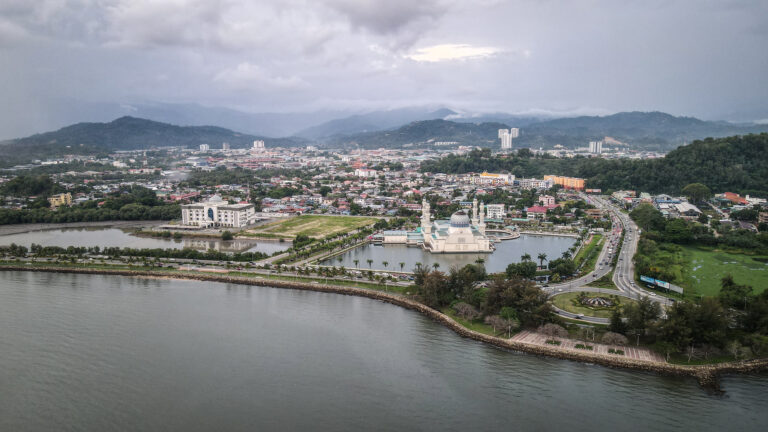 Kota Kinabalu, Borneo